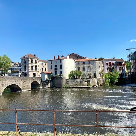 Daire Atypique Avec Wifi Au Coeur De - Fr-1-306-1310 Clisson