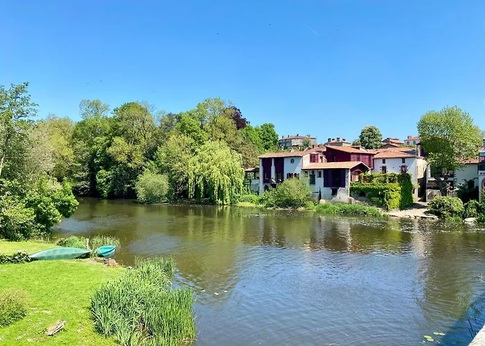 Atypique Avec Wifi Au Coeur De - Fr-1-306-1310 * Clisson