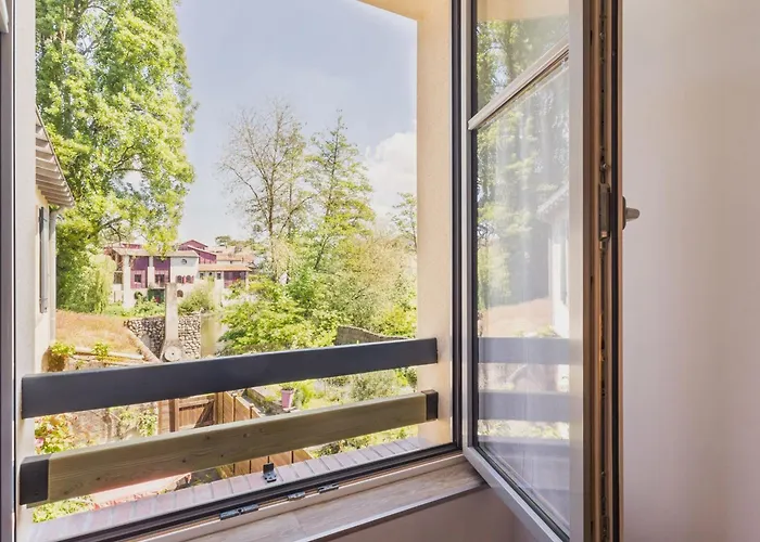 Atypique Avec Wifi Au Coeur De - Fr-1-306-1310 *